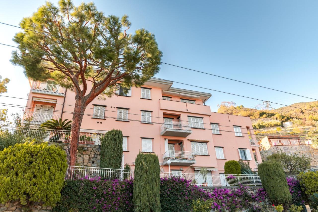 116 - Casa Colorata Vista Mare, 500M Dalla Spiaggia - Parcheggio Privato Gratis Incluso Ospedaletti Extérieur photo