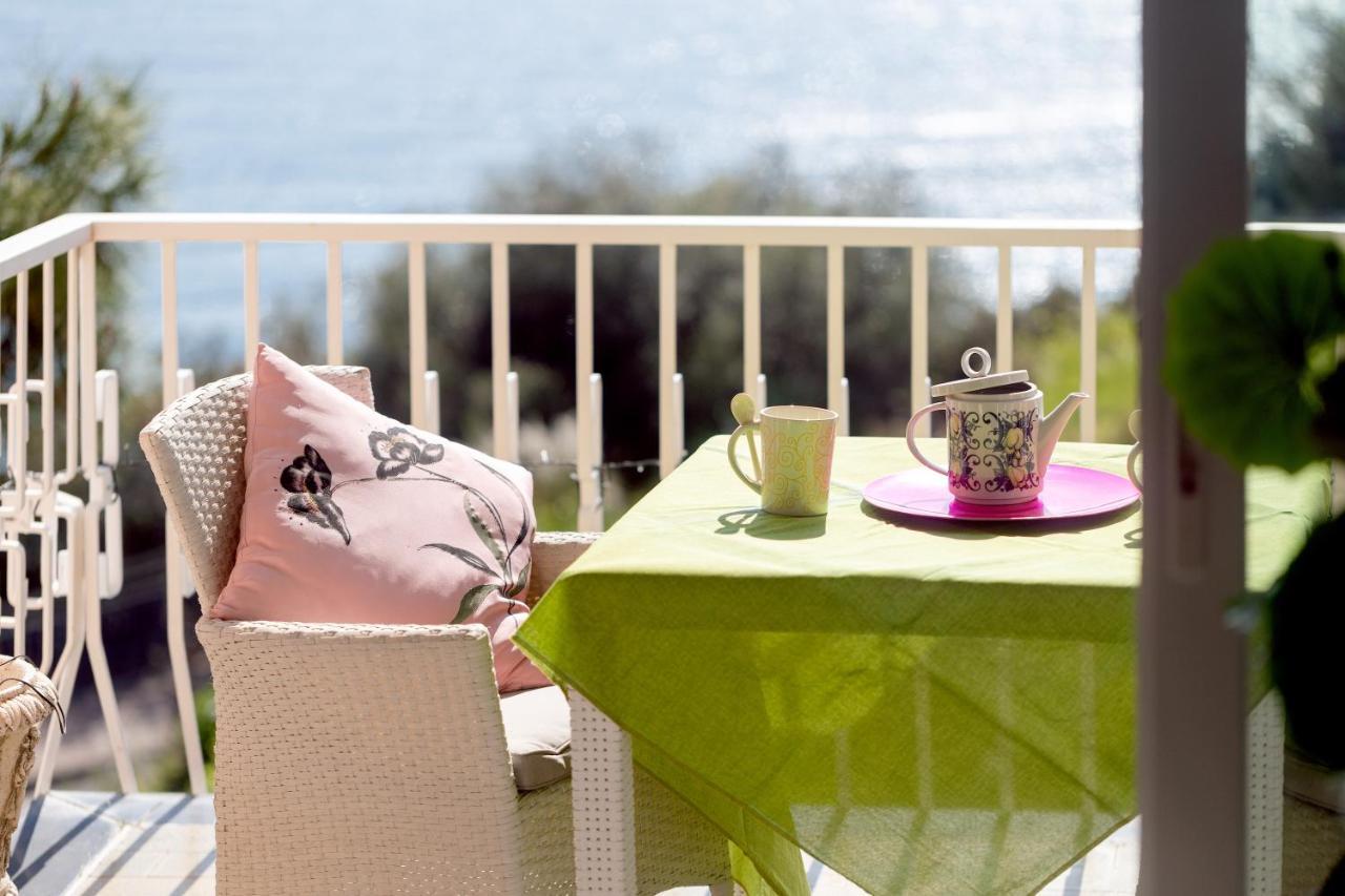 116 - Casa Colorata Vista Mare, 500M Dalla Spiaggia - Parcheggio Privato Gratis Incluso Ospedaletti Extérieur photo